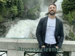 Aronmusclesman