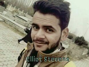 Elliot_Stevens