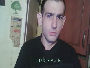 Lukasz8