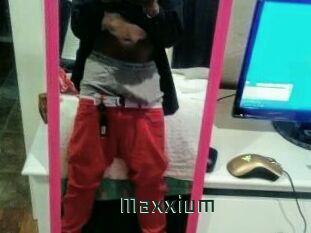 Maxxium