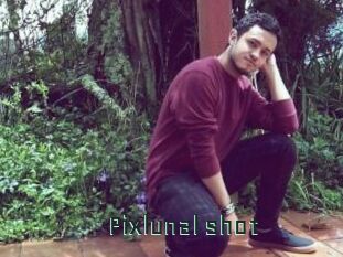 Pixlunal_shot