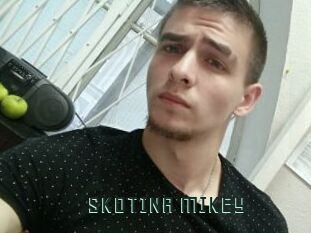 SKOTINA_MIKEY