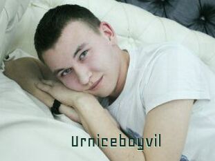 Urniceboyvil